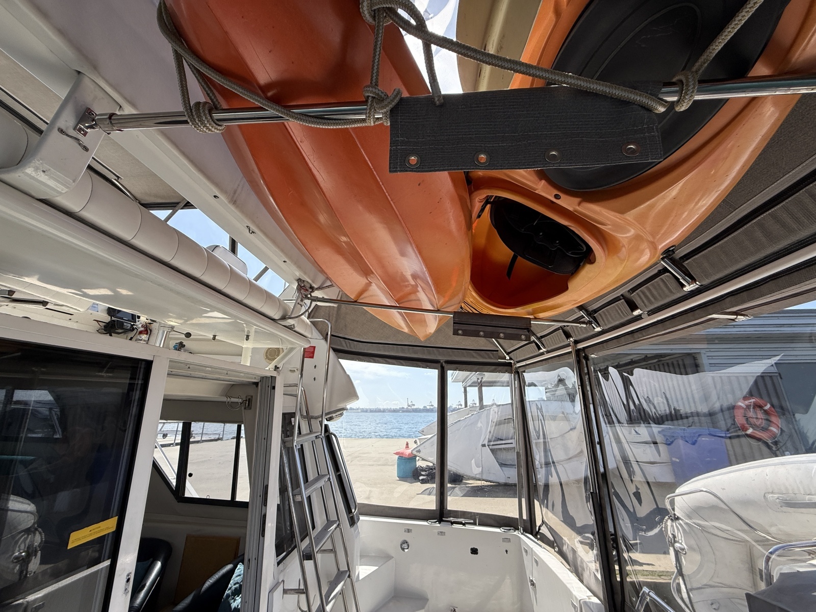 Strait Shooter 38ft Carver Yacht For Sale