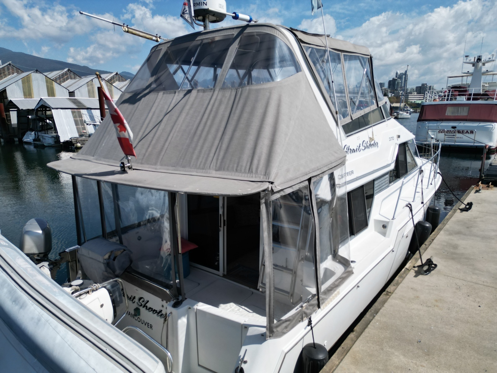 Strait Shooter 38ft Carver Yacht For Sale