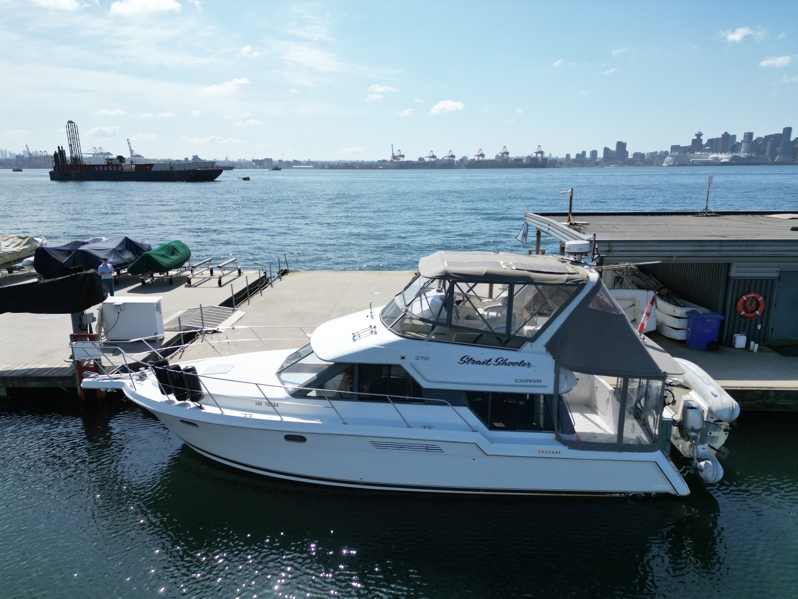 Strait Shooter 38ft Carver Yacht For Sale