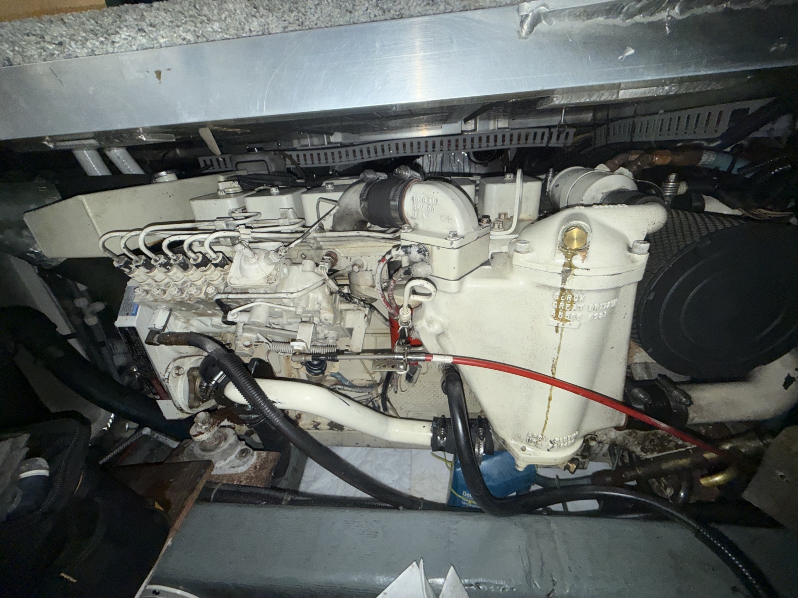 Strait Shooter 38ft Carver Yacht For Sale