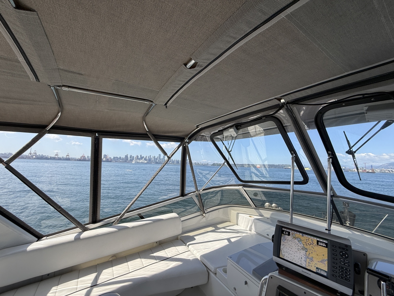 Strait Shooter 38ft Carver Yacht For Sale