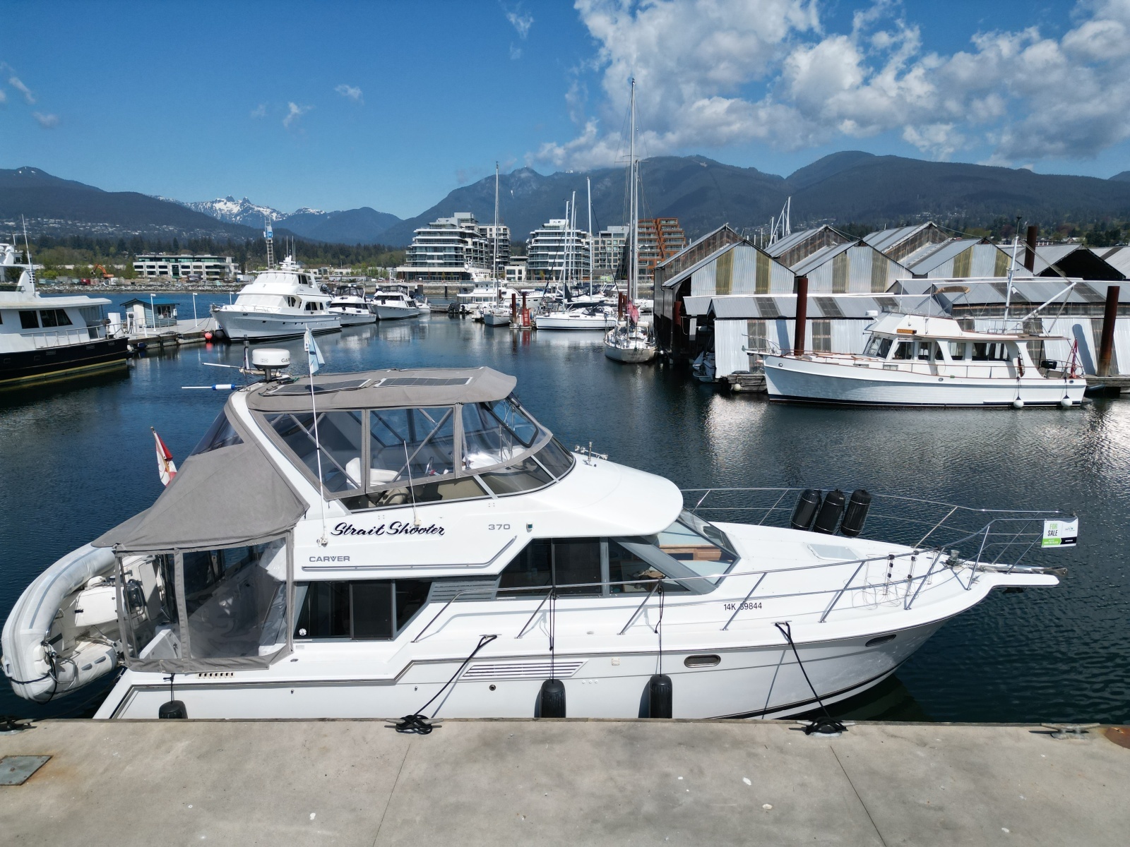 Strait Shooter 38ft Carver Yacht For Sale