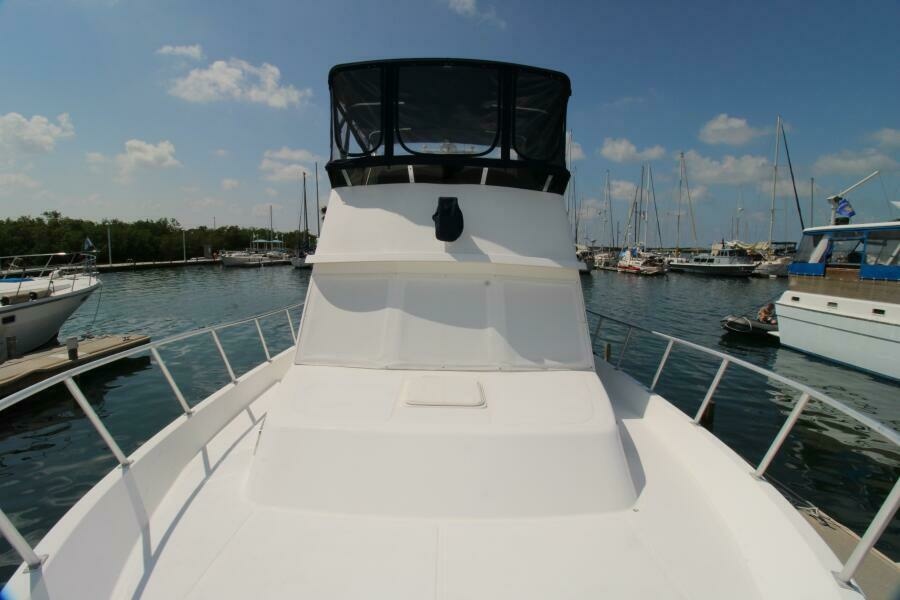 2000 Ricker 42 Classic