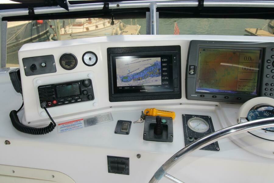 2000 Ricker 42 Classic