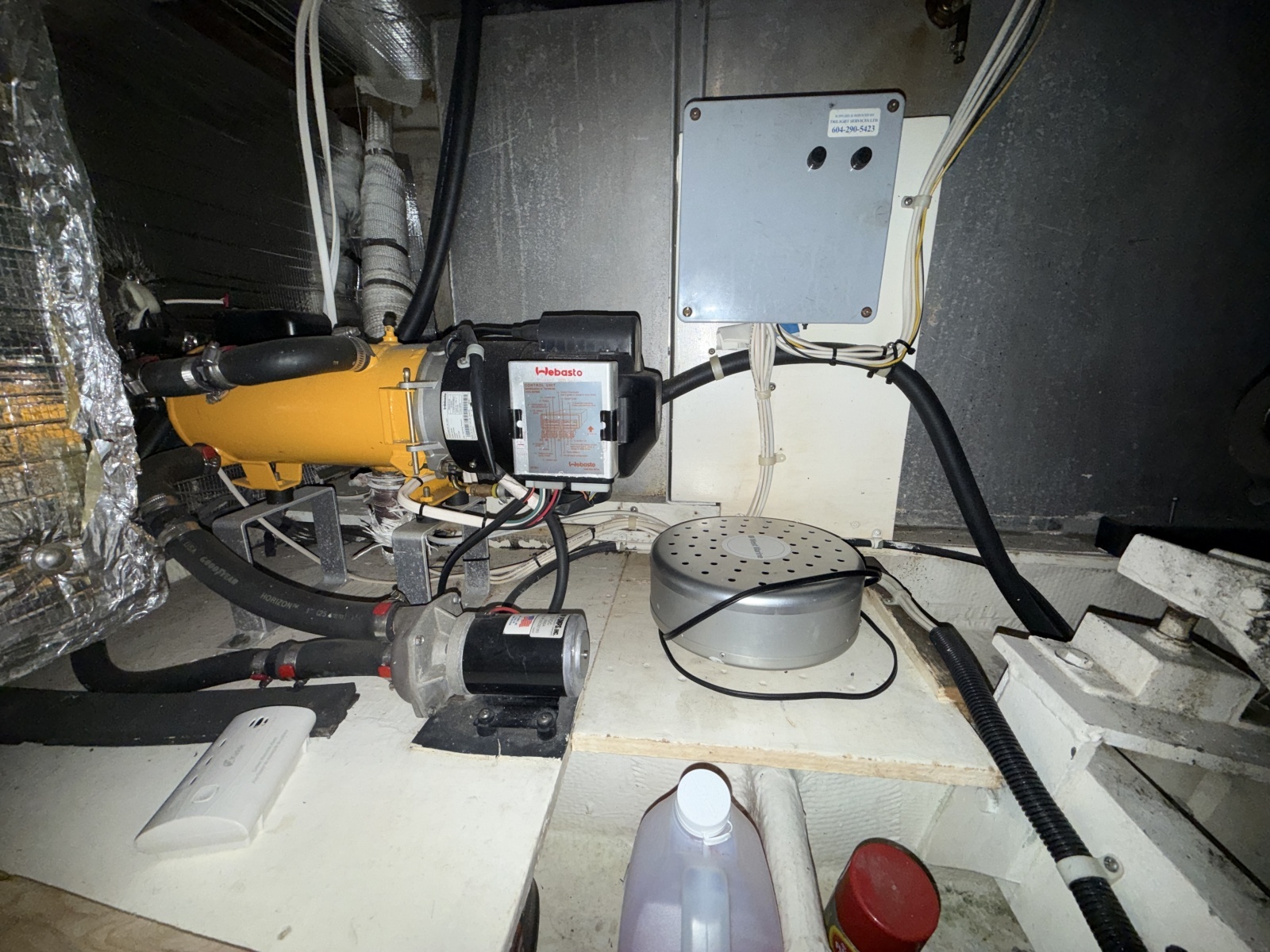 42ft Uniflite Yacht For Sale