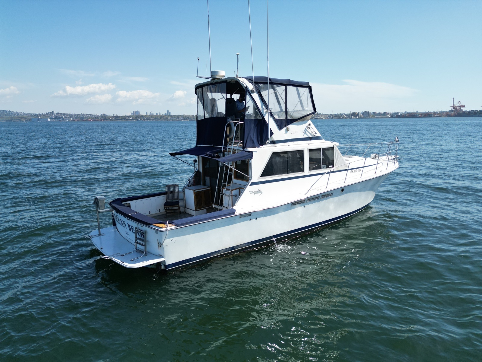 42ft Uniflite Yacht For Sale