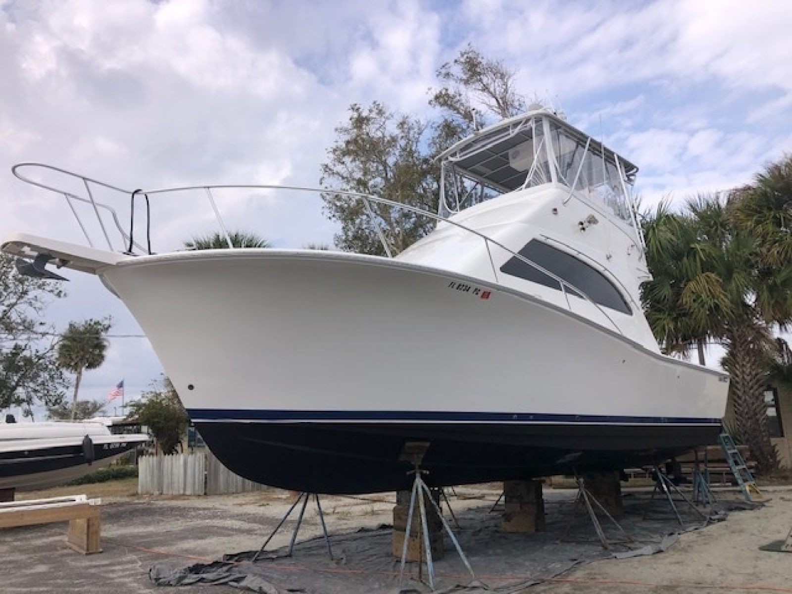34' Luhrs Haulout
