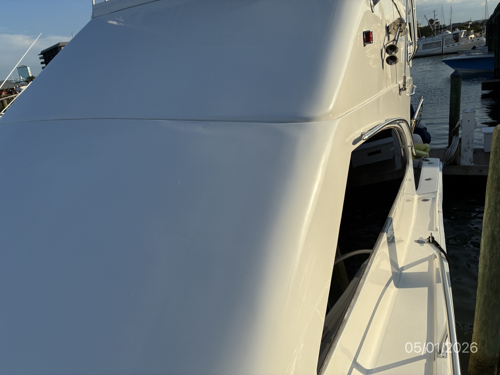 34' Luhrs Sidedeck