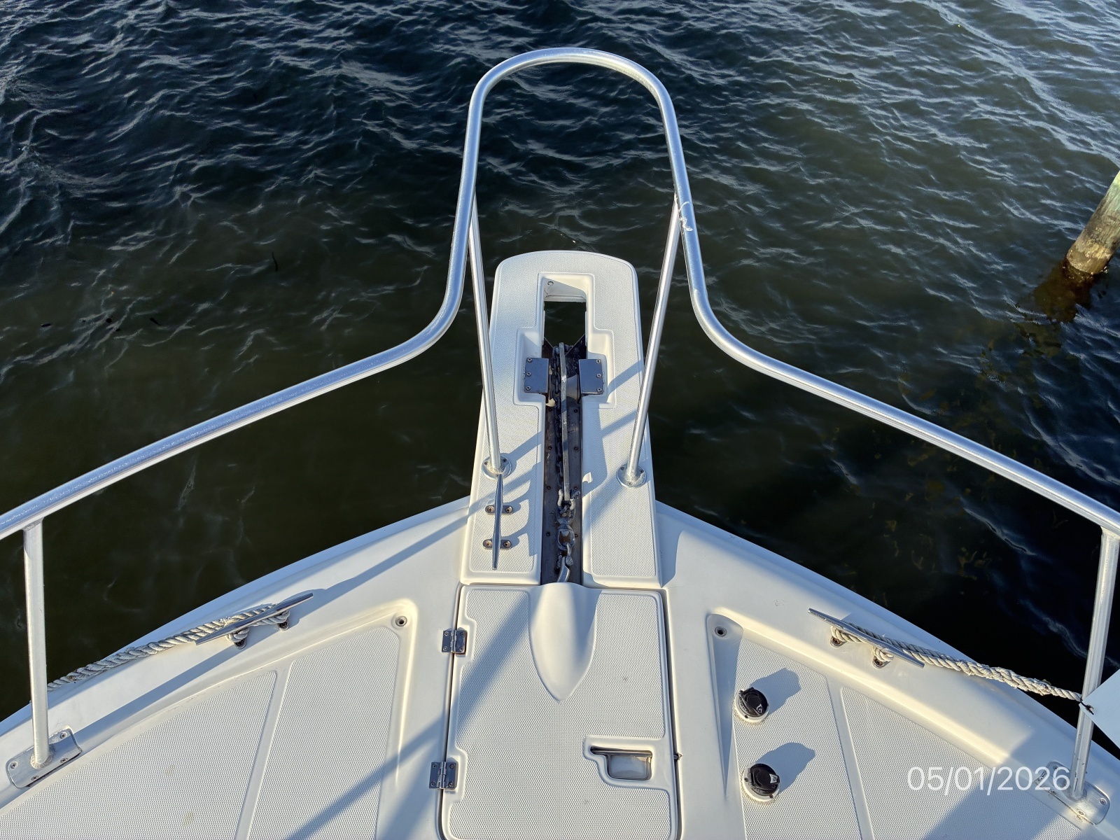 34' Luhrs Bow