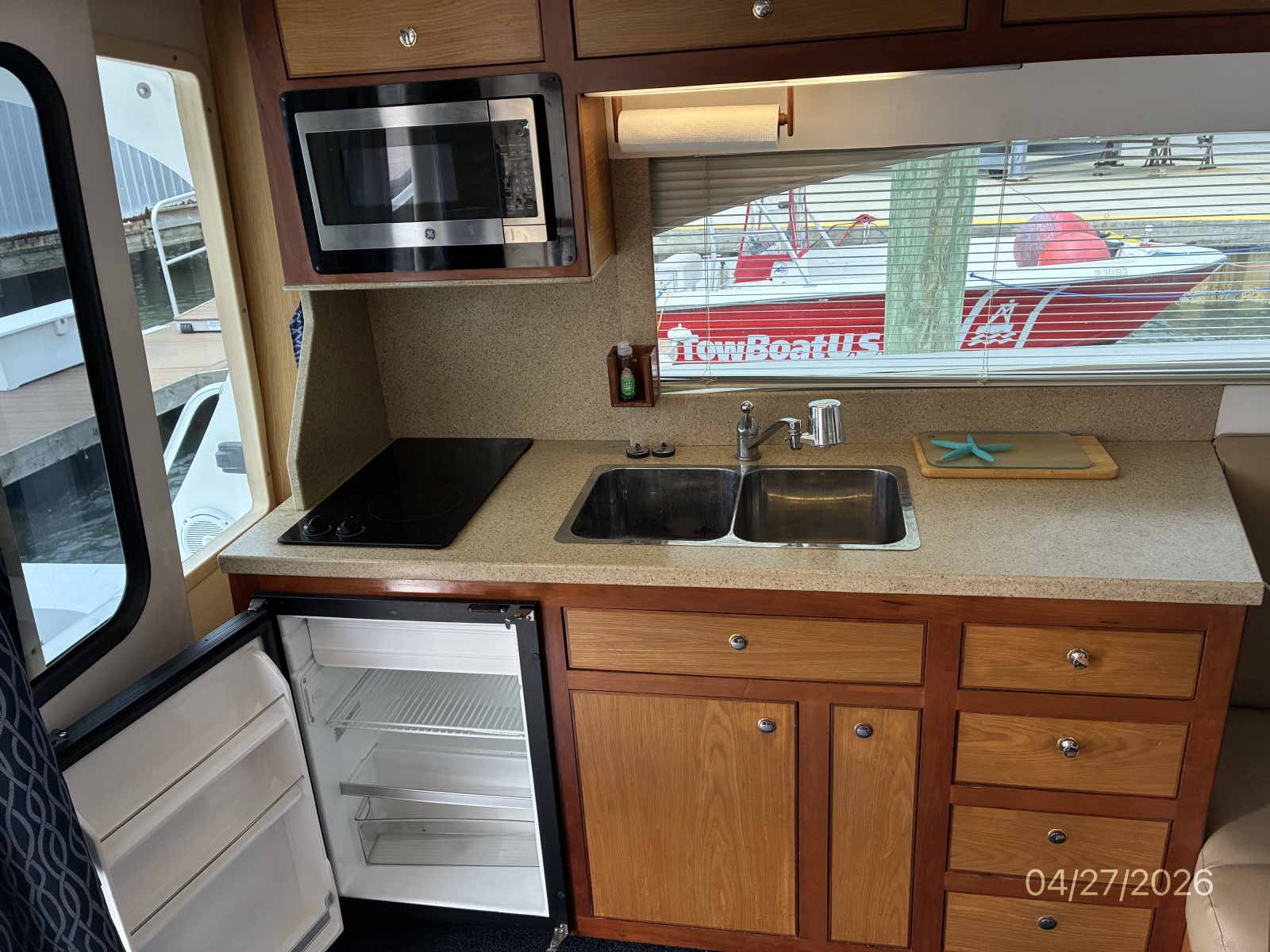 34' Luhrs Galley