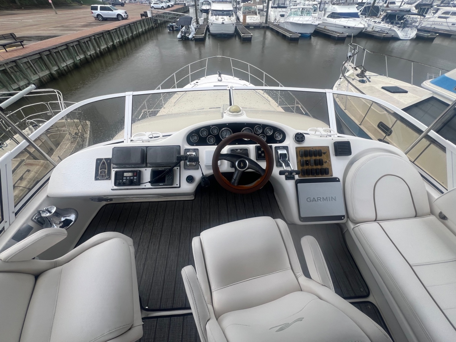 1997 Sea Ray 400 Sedan Bridge