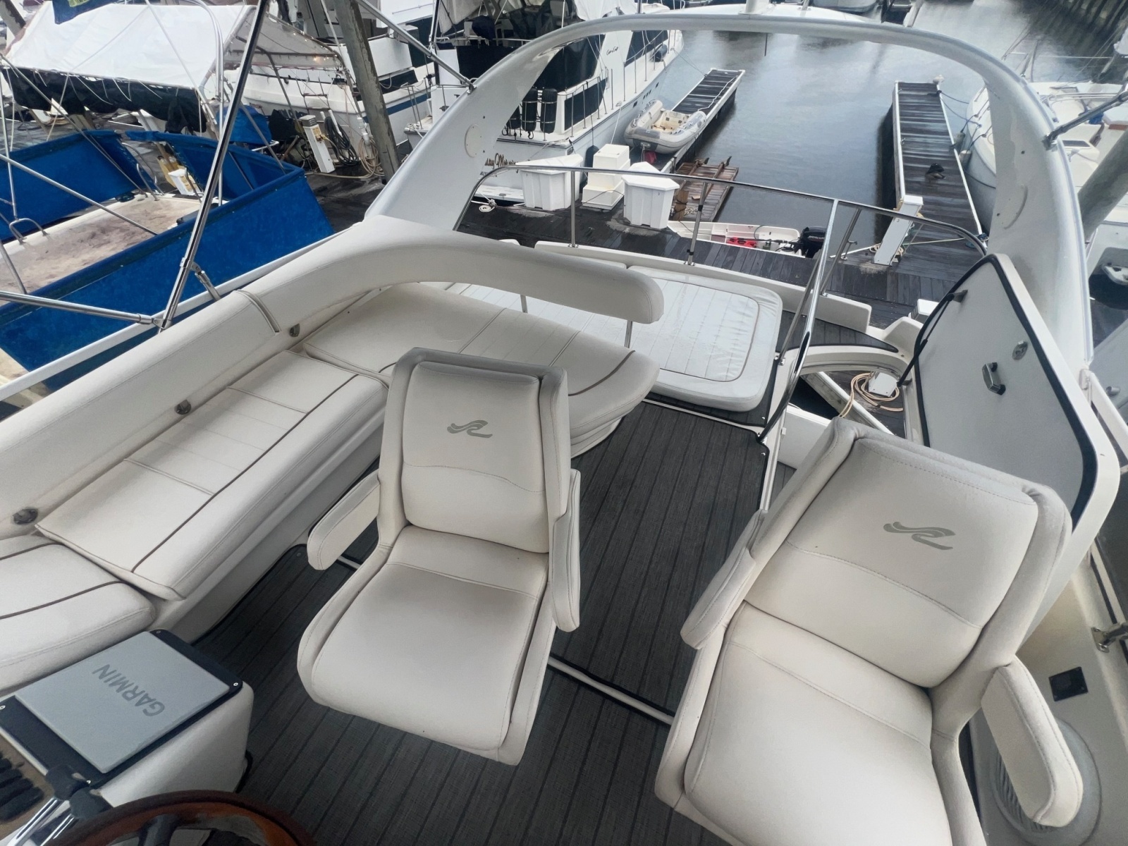 1997 Sea Ray 400 Sedan Bridge