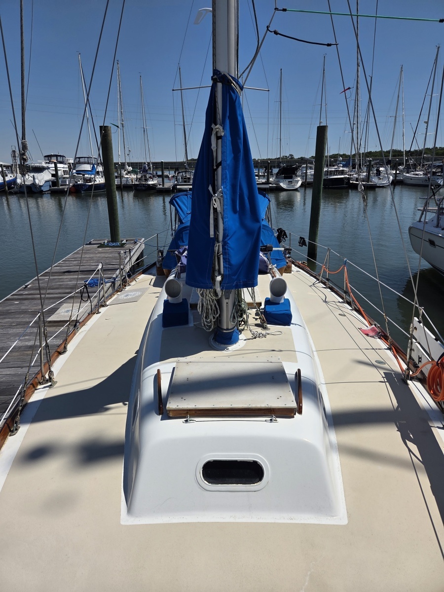 1961 Hinckley Bermuda 40