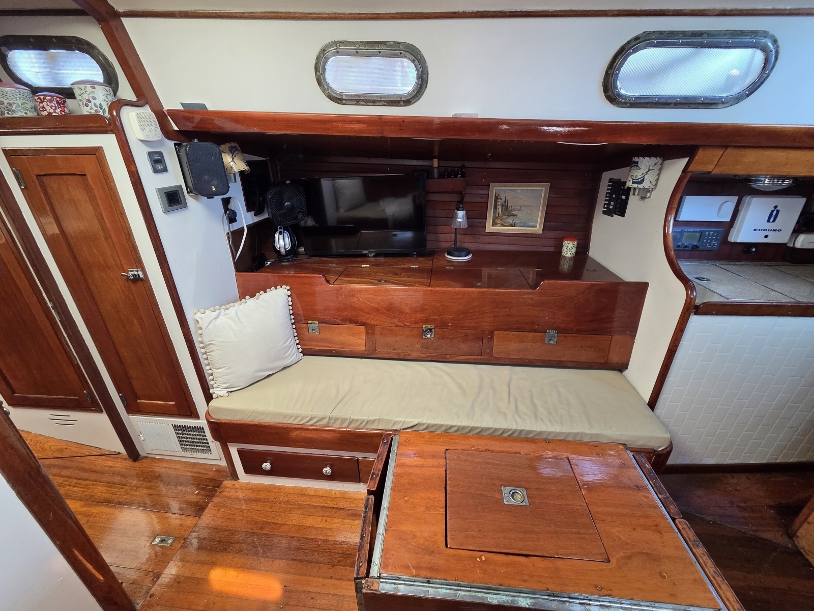1961 Hinckley Bermuda 40