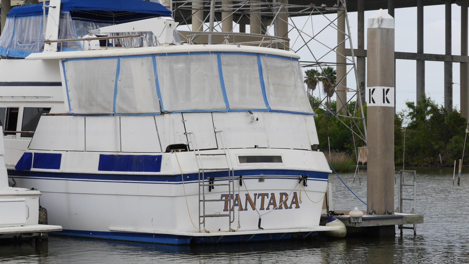 1982 Gulfstar 48 Aft Cabin