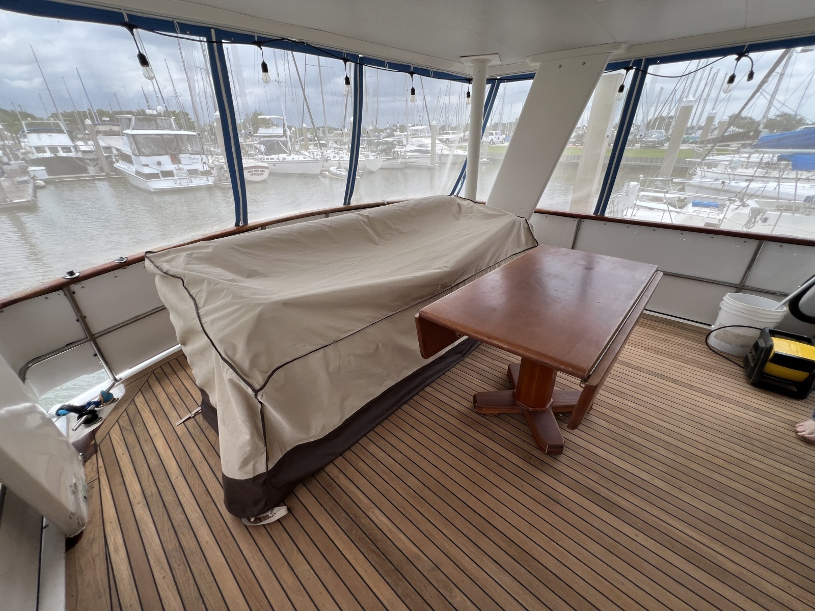 1982 Gulfstar 48 Aft Cabin