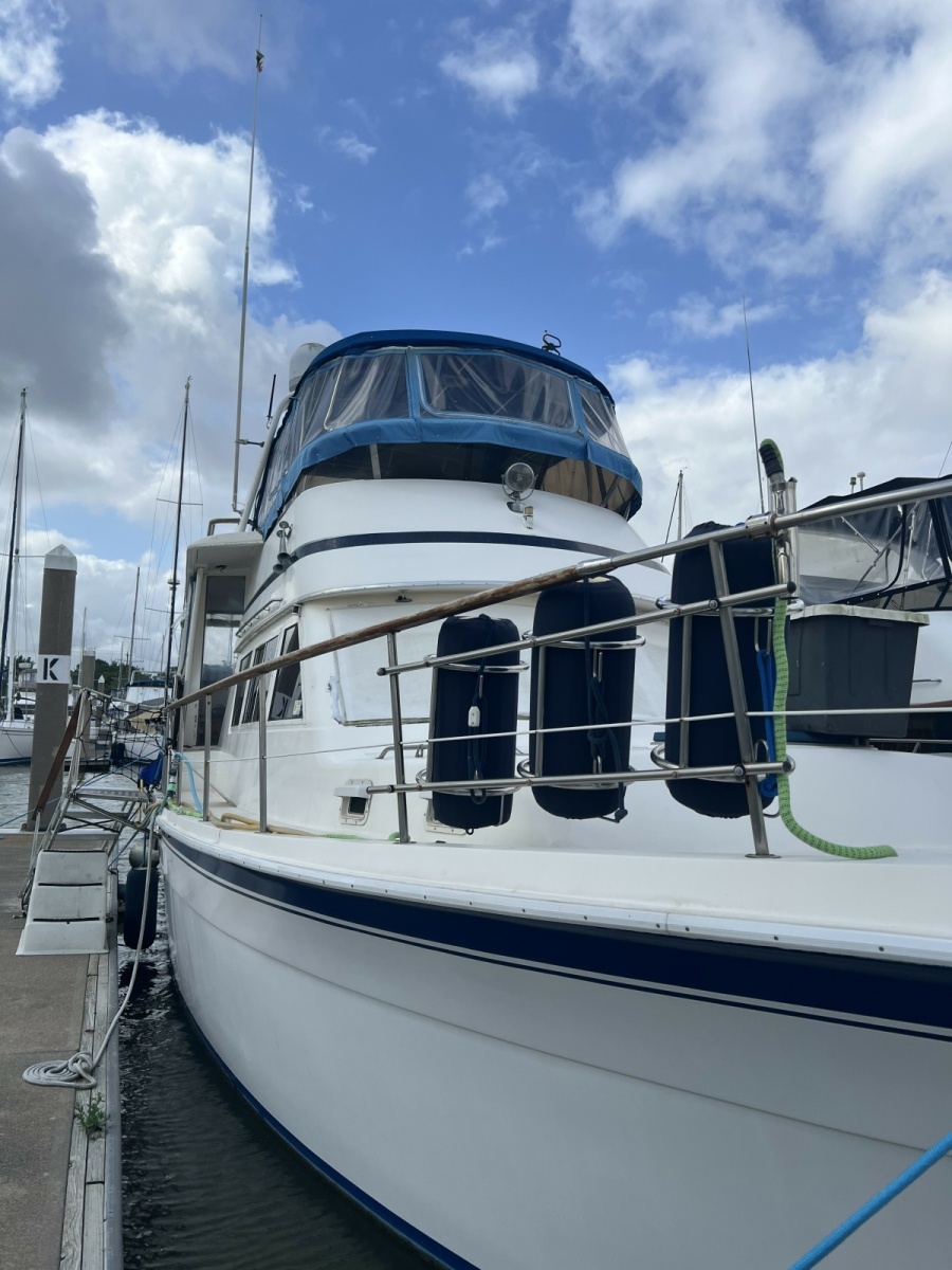 1982 Gulfstar 48 Aft Cabin