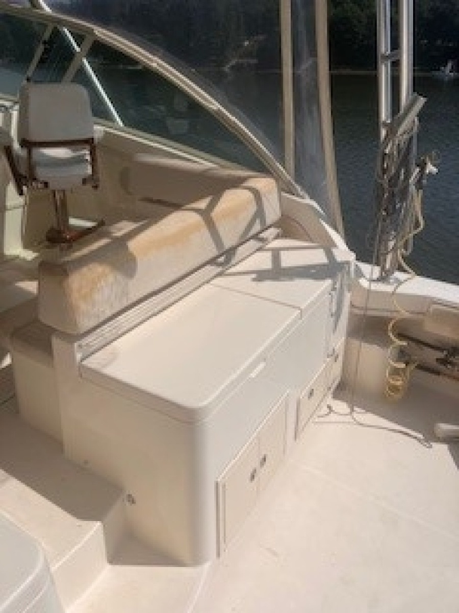 Bench Seat W Storage