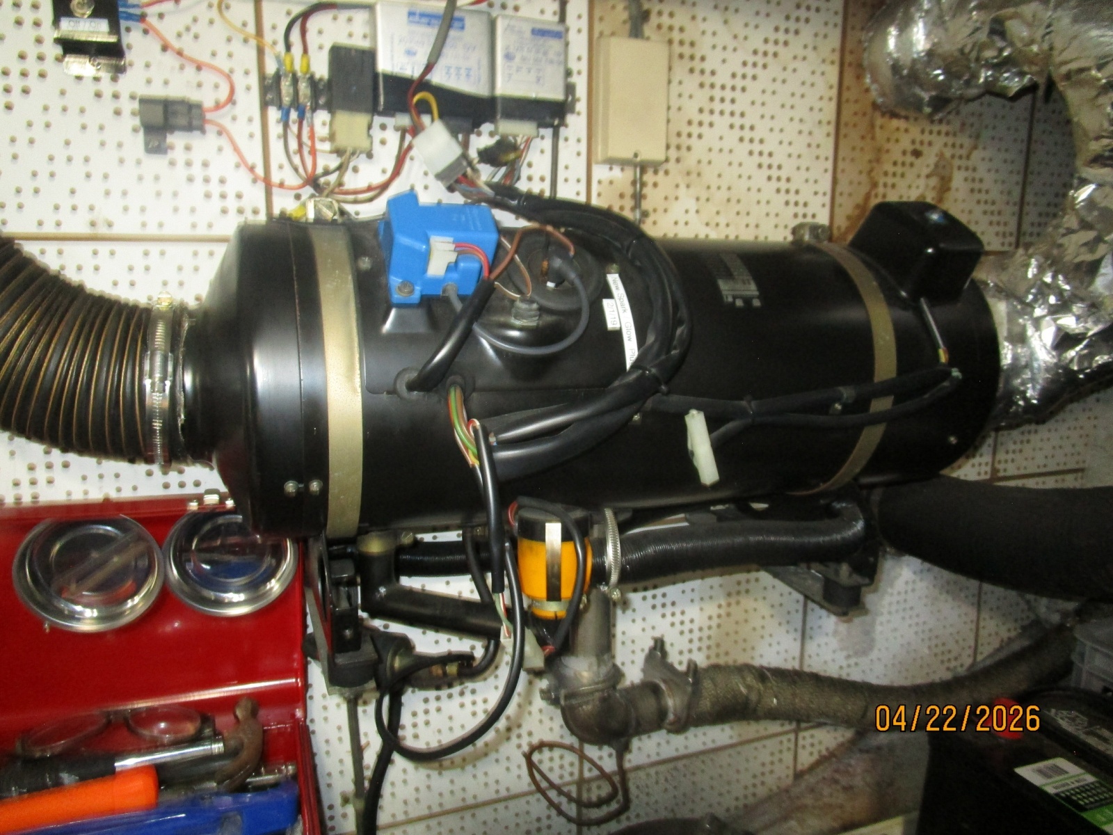 49' DeFever Espar heating system