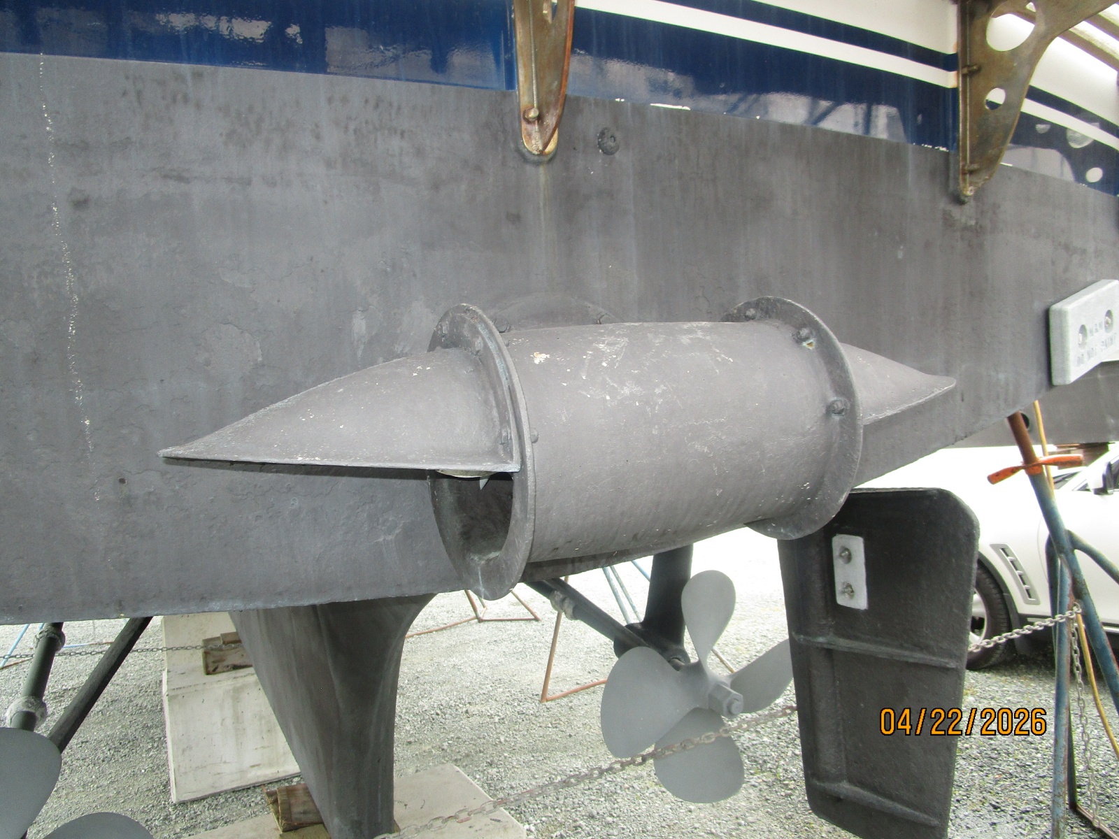 49' DeFever stern thruster