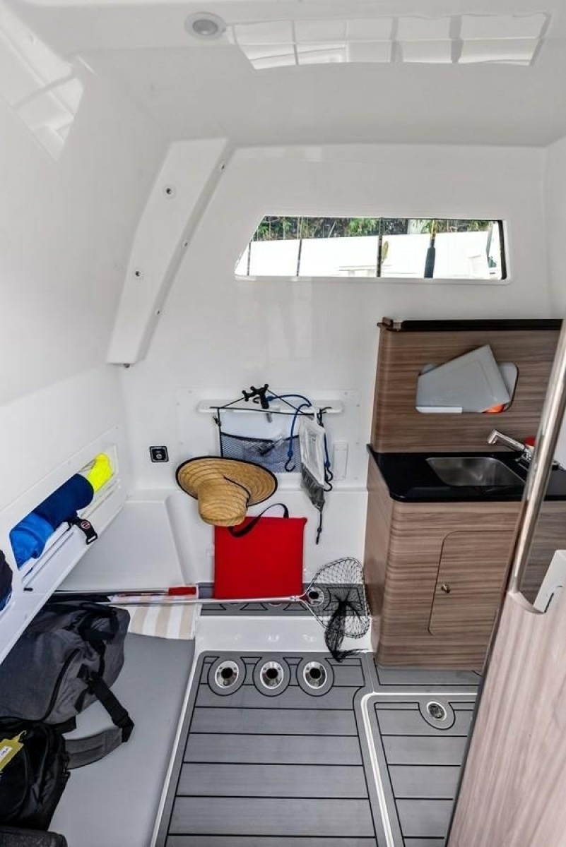 LOONEY TUNE 43ft Invincible Yacht For Sale