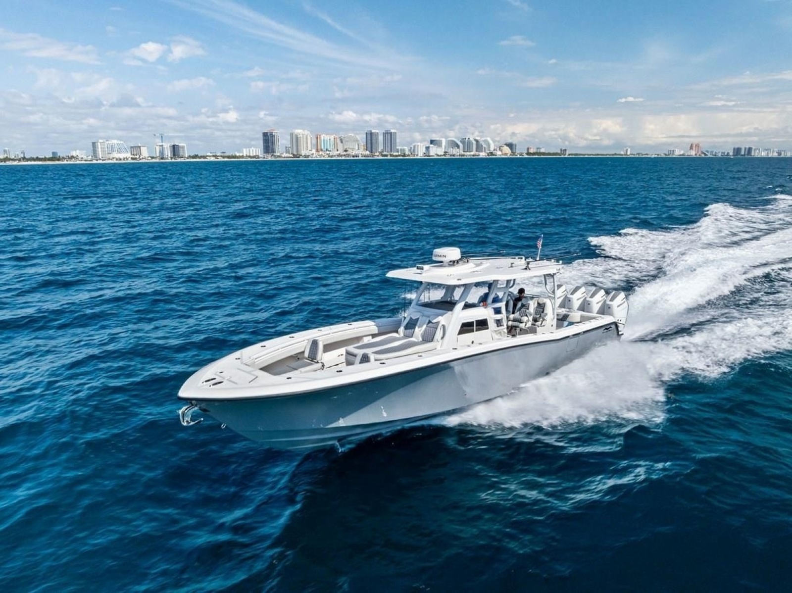 LOONEY TUNE 43ft Invincible Yacht For Sale