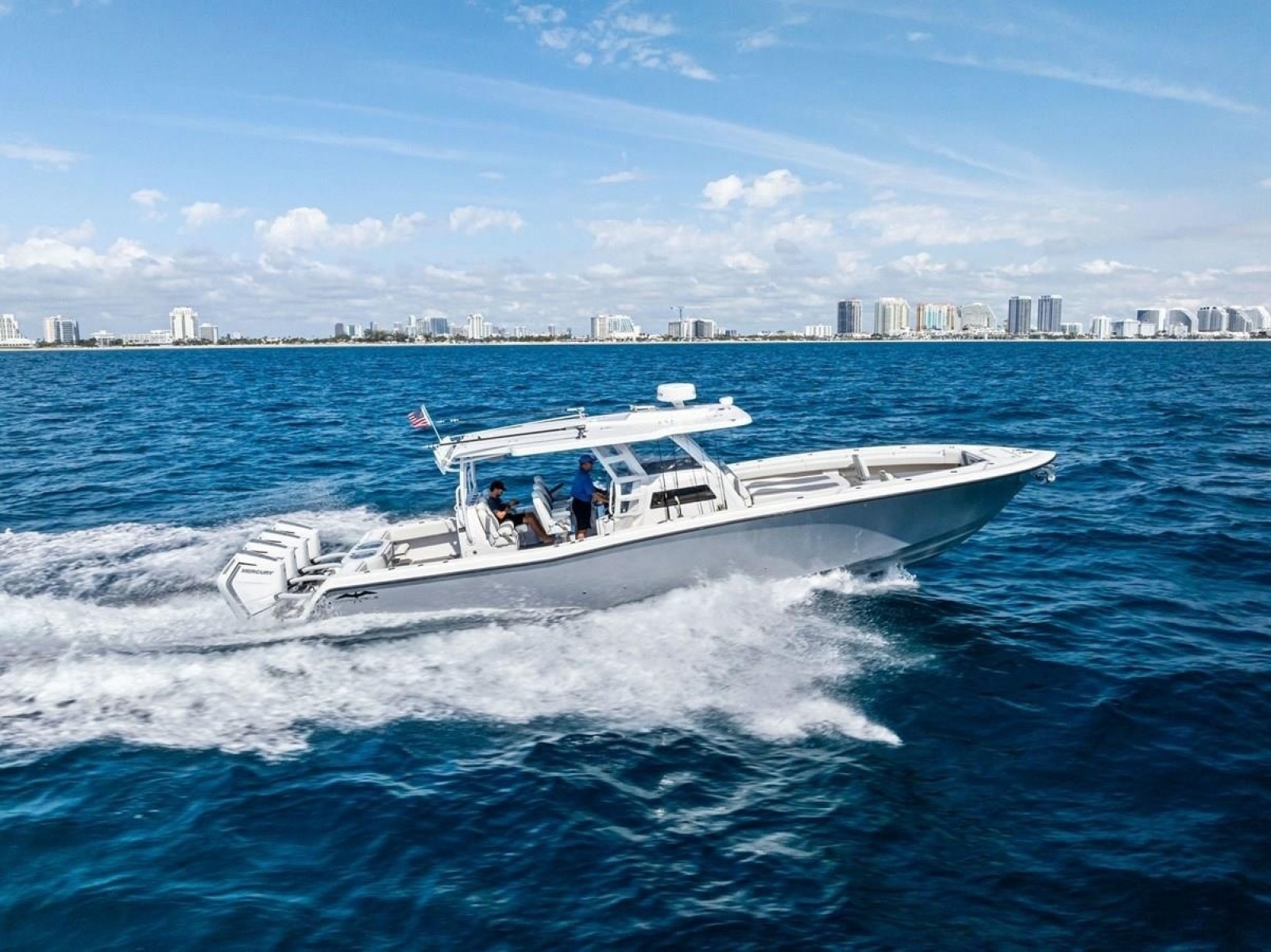 LOONEY TUNE 43ft Invincible Yacht For Sale