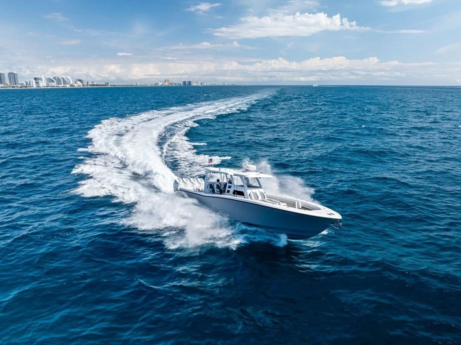 LOONEY TUNE 43ft Invincible Yacht For Sale