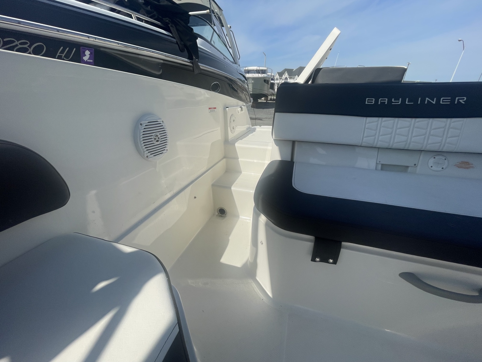 2019 Bayliner VR6 Bowrider I/O
