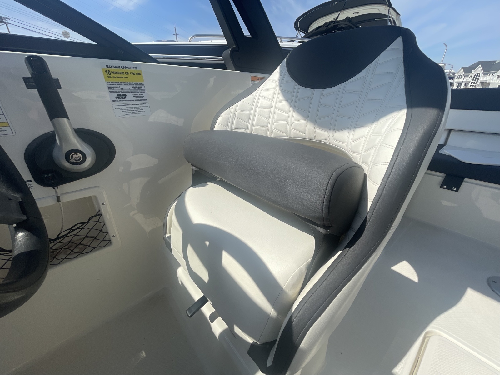 2019 Bayliner VR6 Bowrider I/O