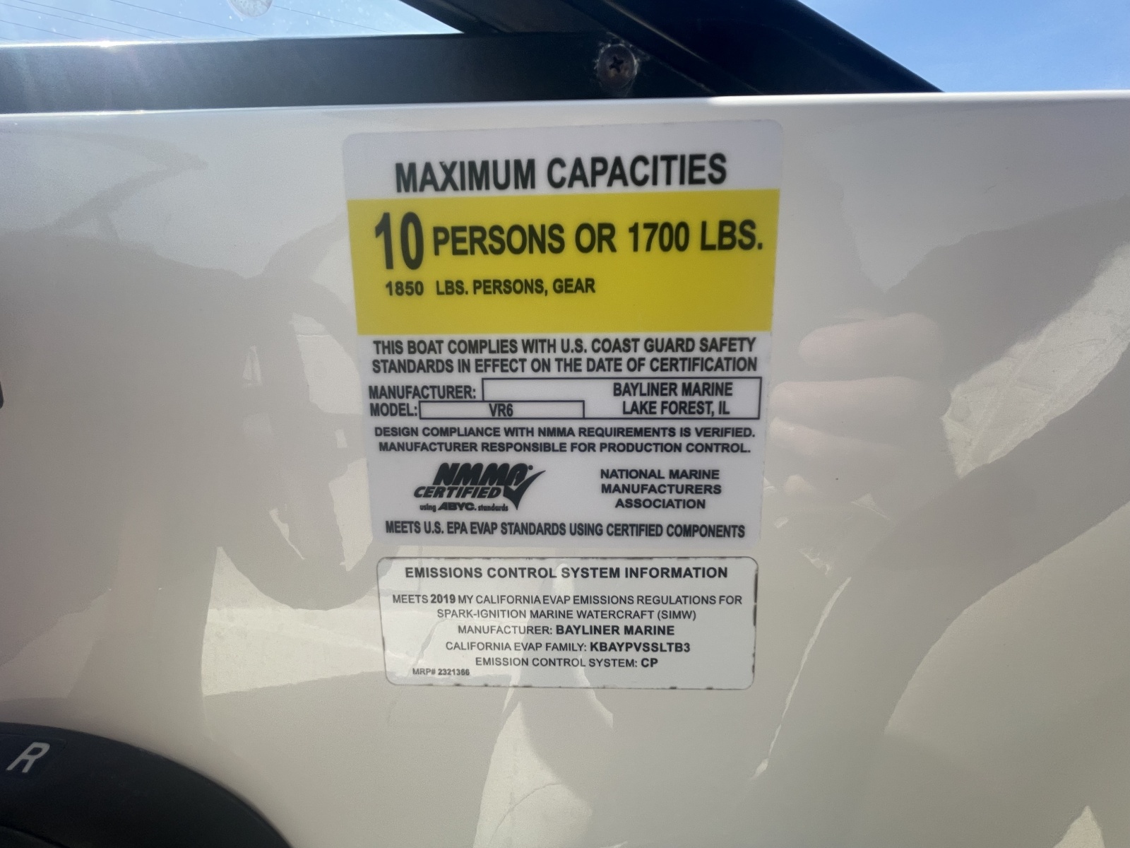 2019 Bayliner VR6 Bowrider I/O