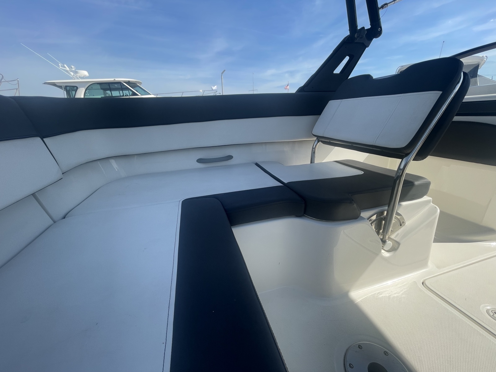 2019 Bayliner VR6 Bowrider I/O