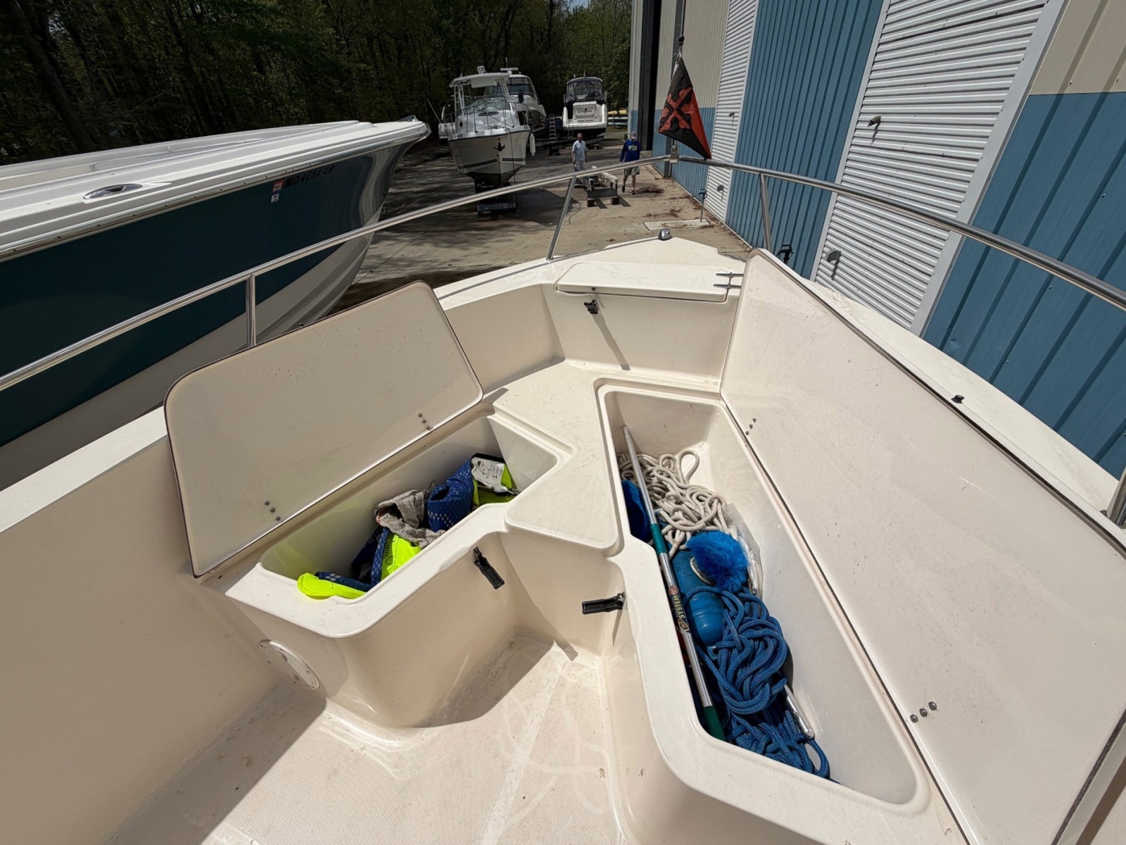 2004 Sea Hunt Triton 202