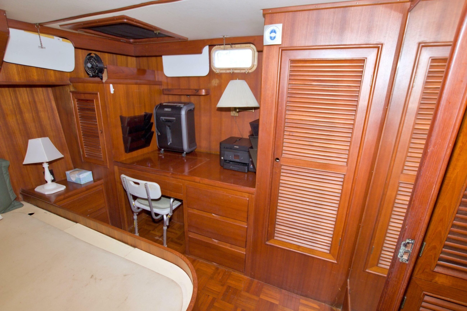 Consaltant 42ft Present Yachts Yacht For Sale