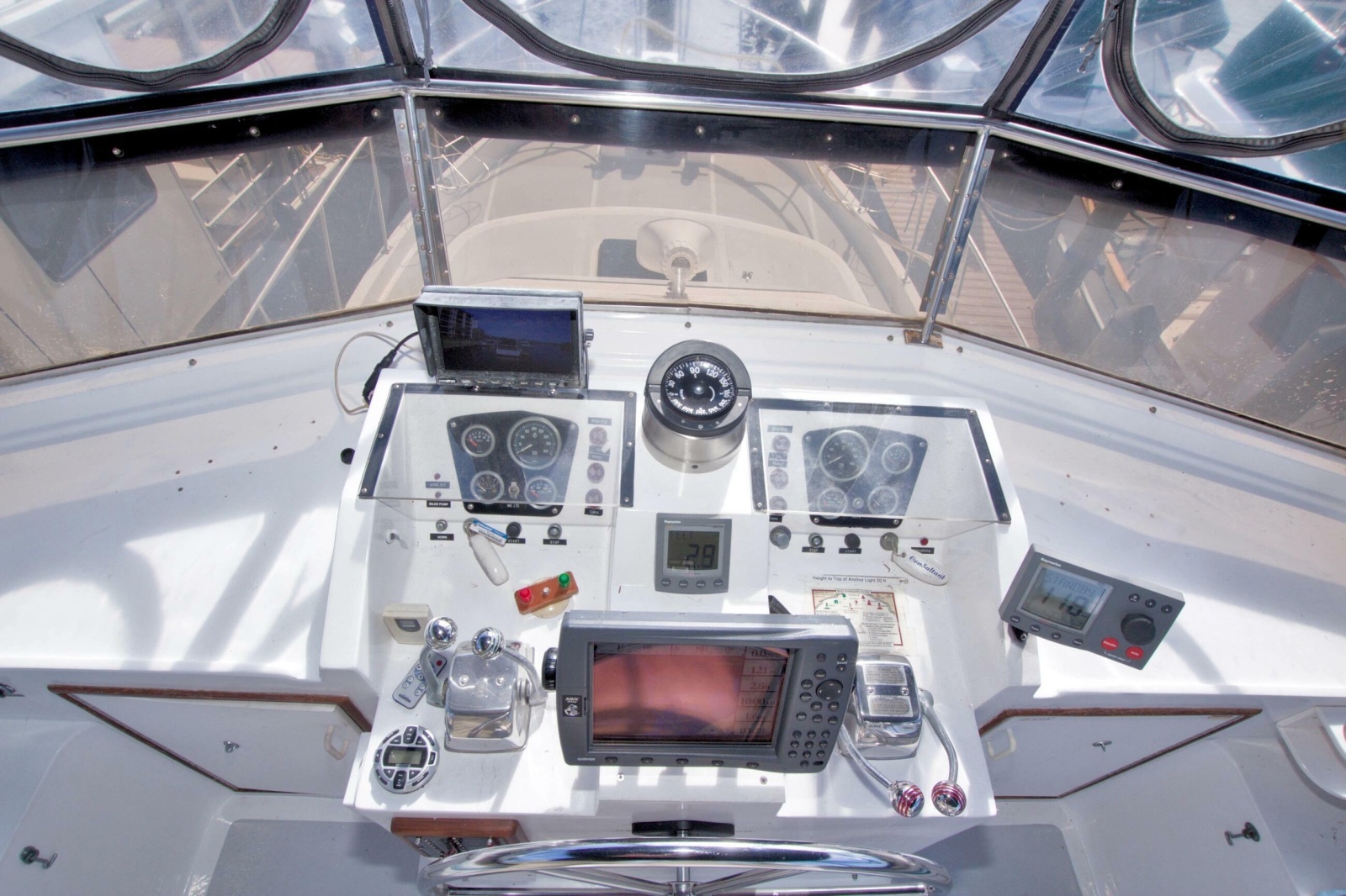 1984 Present Yachts 42 Sundeck