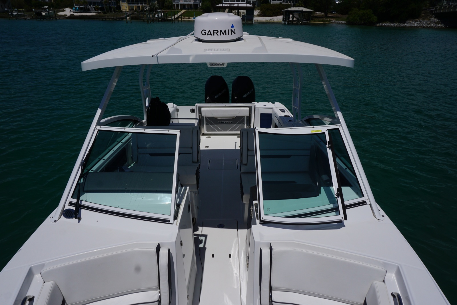 2023 27 Blackfin 272 DC Hard Top (2)