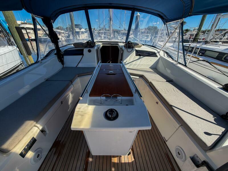 2022 Beneteau 40.1