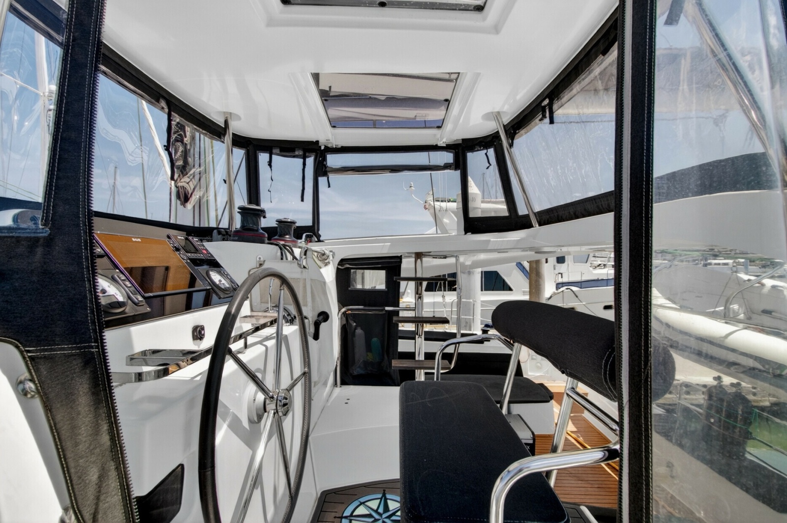 Paradise 42ft Lagoon Yacht For Sale