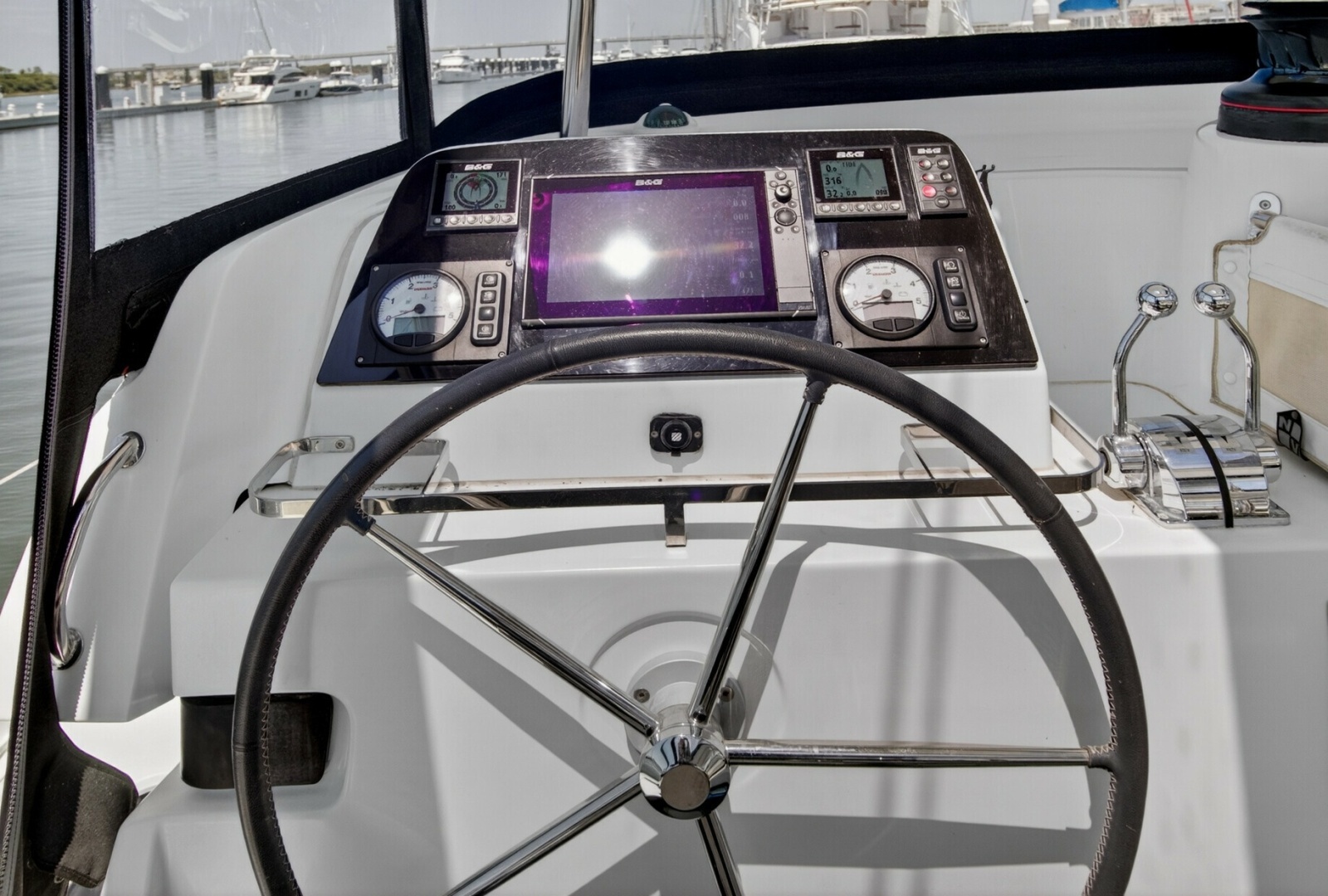 Paradise 42ft Lagoon Yacht For Sale