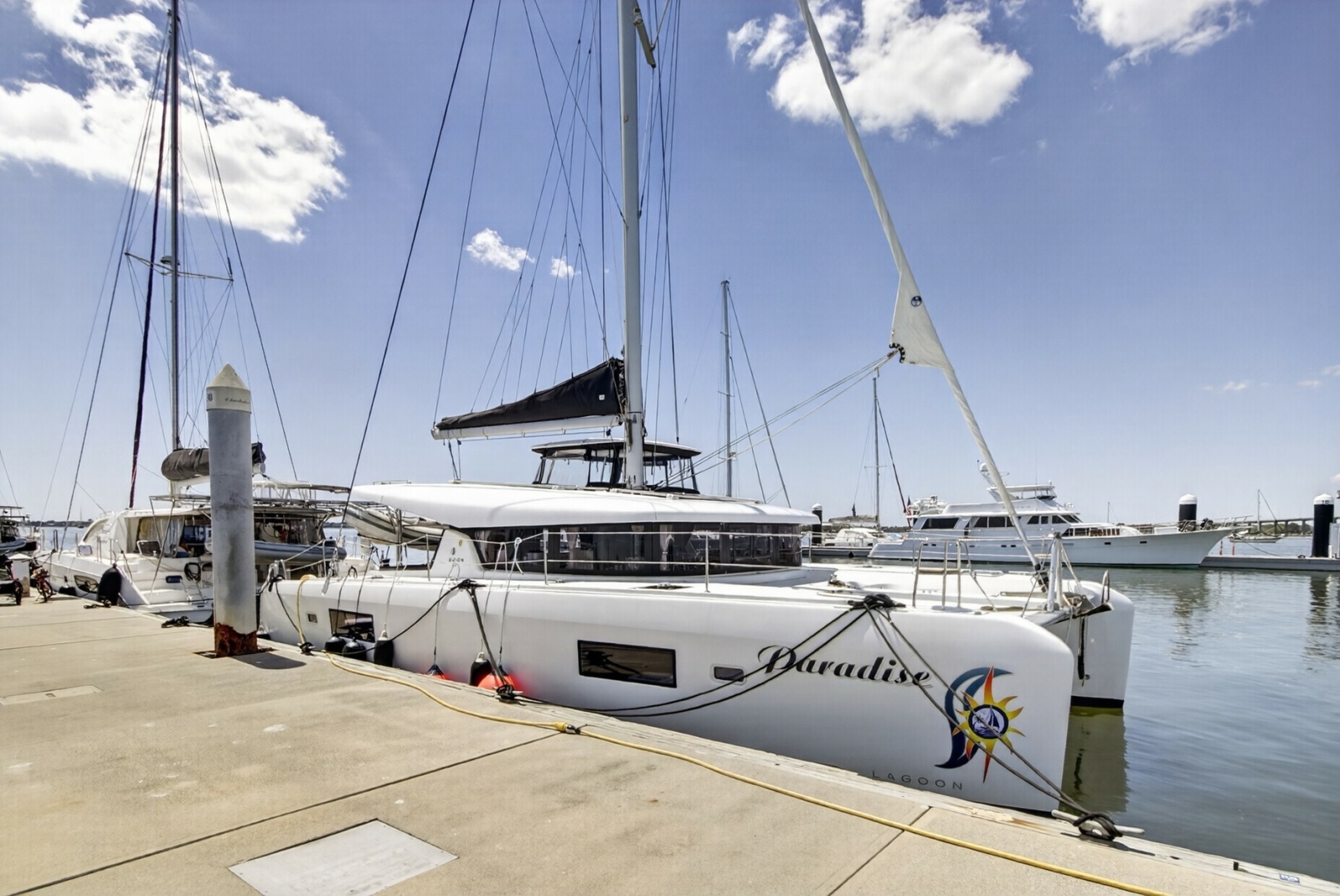 Paradise 42ft Lagoon Yacht For Sale