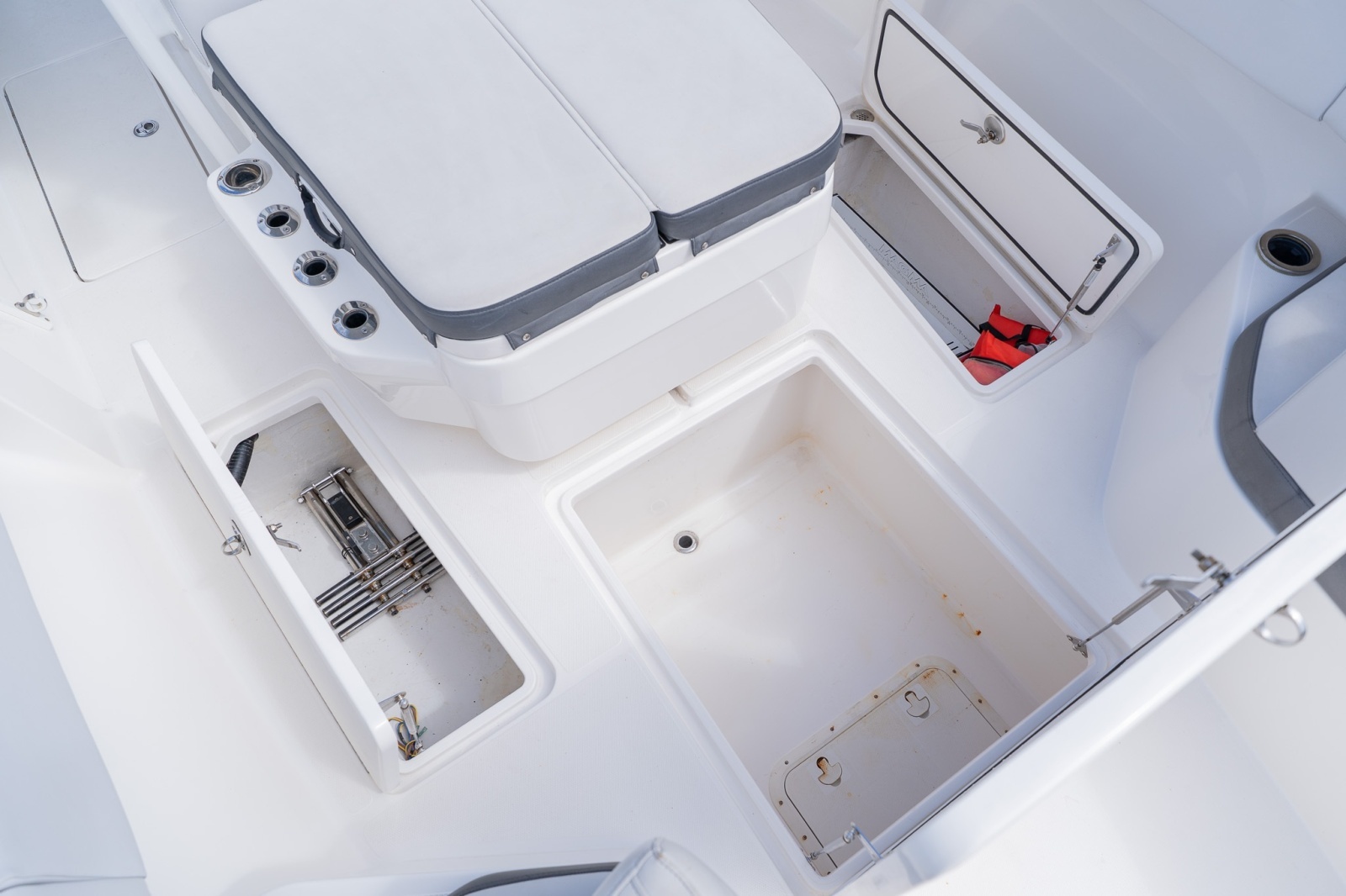 2021 Fountain 38 Center Console