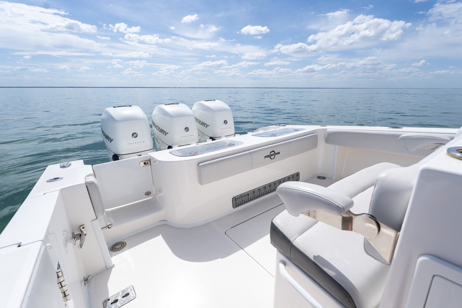 2021 Fountain 38 Center Console