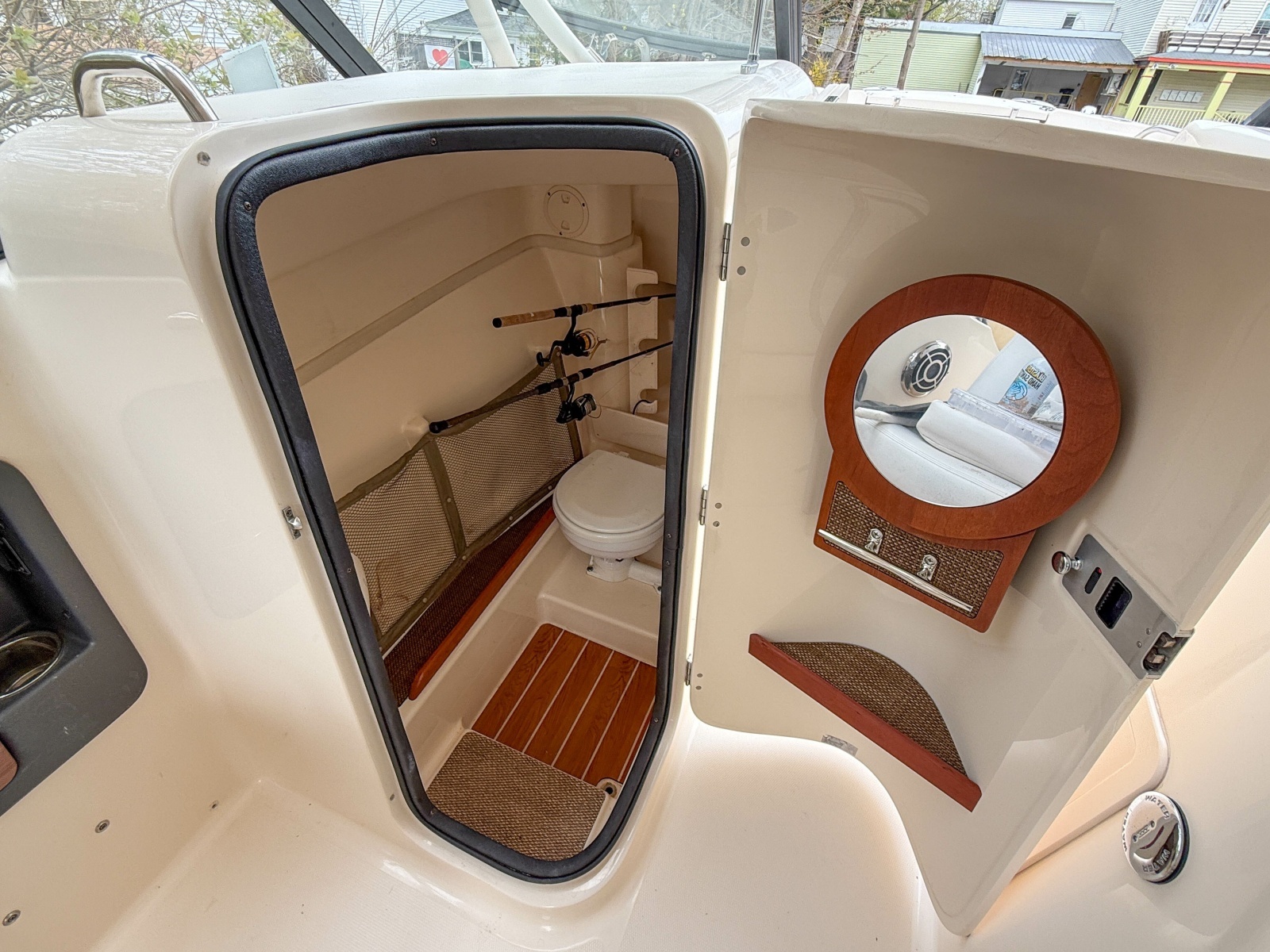 2015 Grady-White Freedom 275