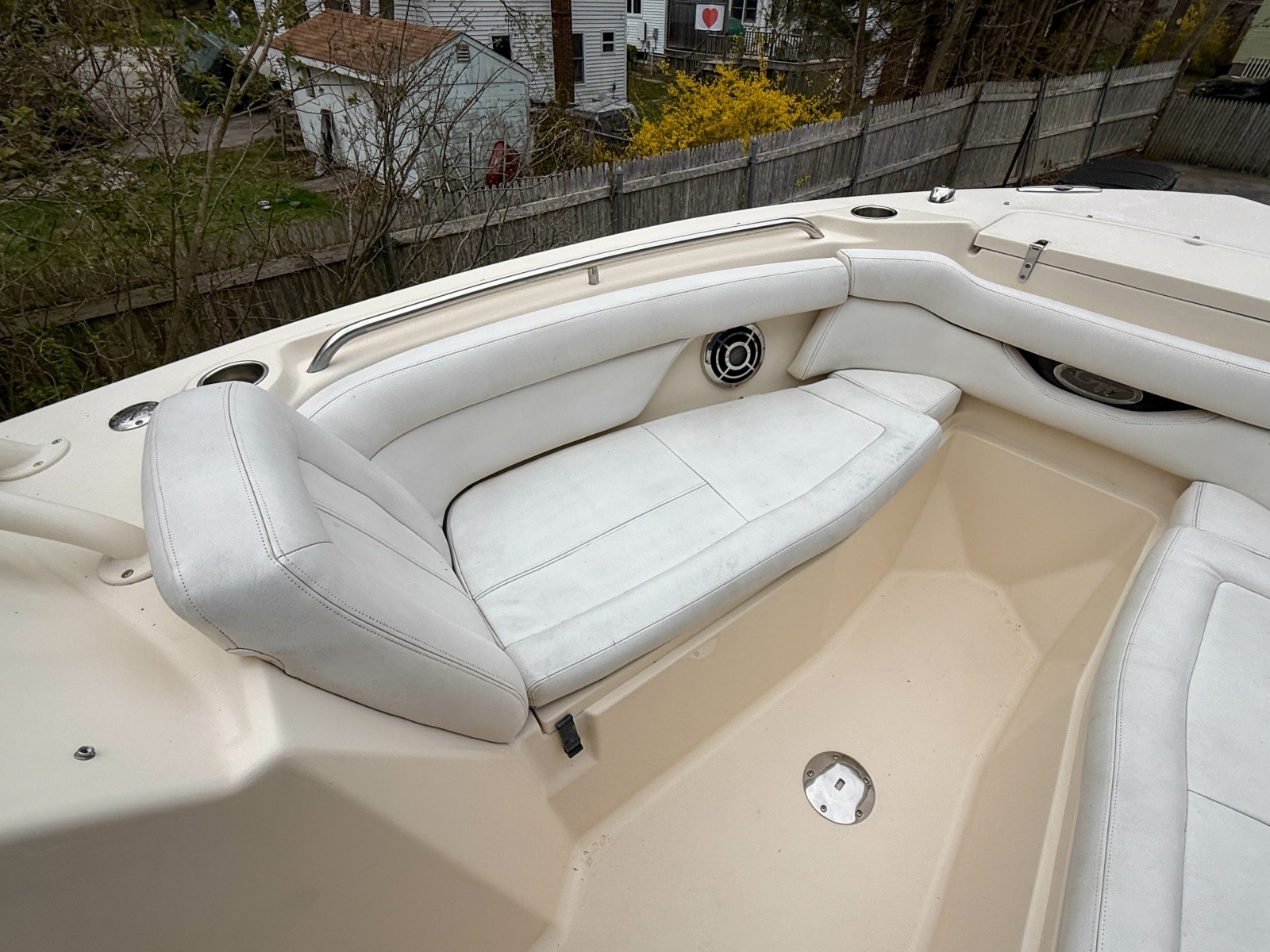 2015 Grady-White Freedom 275