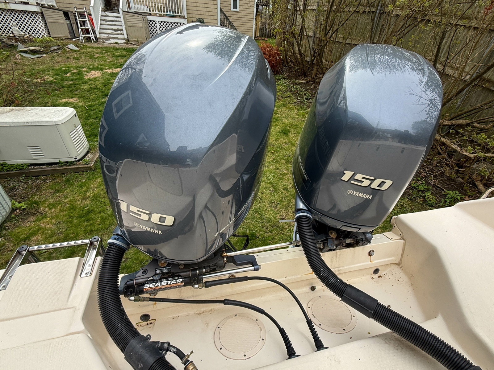 2015 Grady-White Freedom 275
