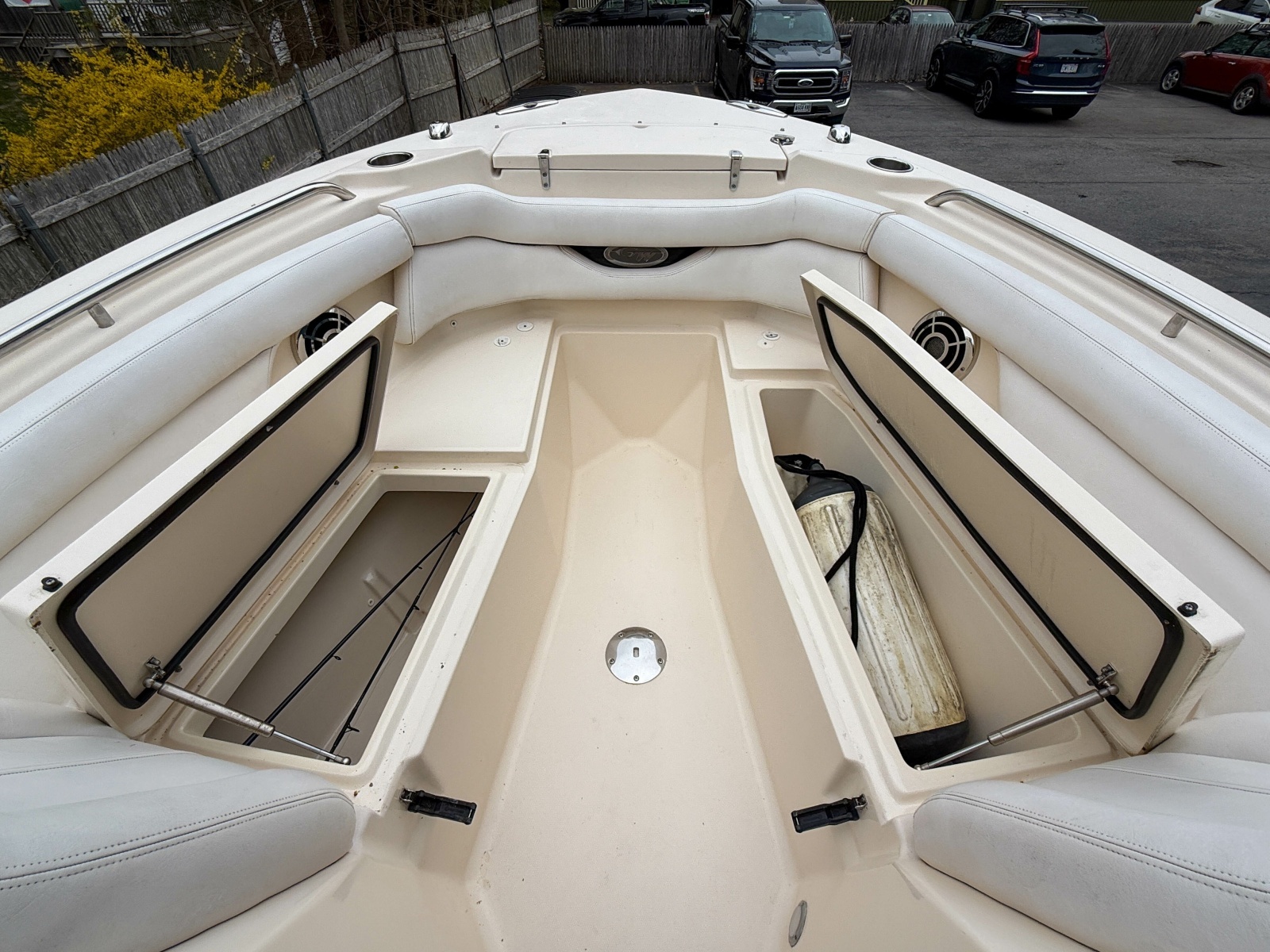 2015 Grady-White Freedom 275