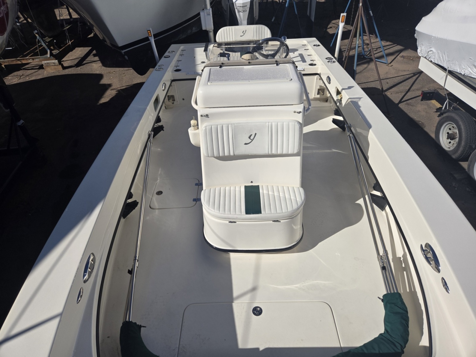 24ft Young Boats Yacht For Sale