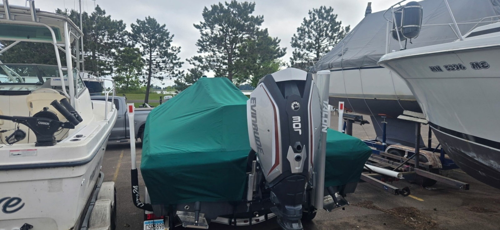 2015 Young Boats Young 24