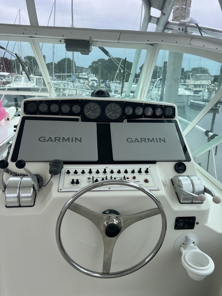 BRENDA LEE 35ft Cabo Yacht For Sale