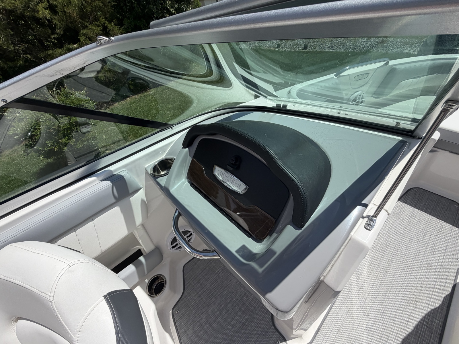 2022 Chaparral 21 SSi